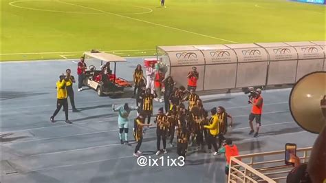 لاعبات الاتحاد بعد الفوز على الاهلي يمشي كدا كدا 😍🐅🐅🐅 ءالاتحاد جمهور