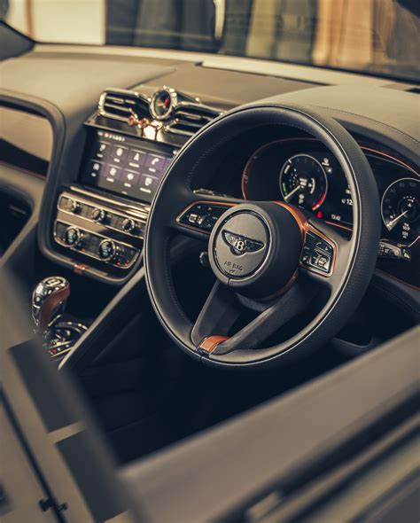 Bentley Rolls Out a One-Off Bentayga Inspired by World War I Hero