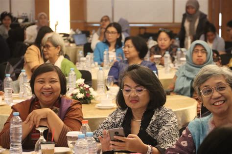 Komnas Ham 25 Tahun Komnas Perempuan Refleksi Pemenuhan Dan