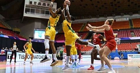 Seleção brasileira feminina de basquete perde pela primeira vez na Copa