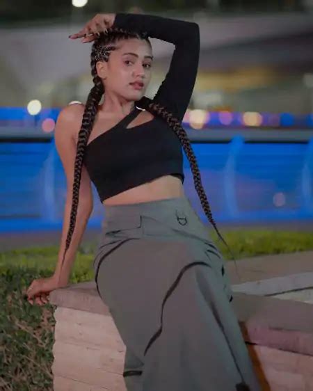 Garima Chaurasia Top 20 Hot Pics And Photo