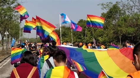 I Am Gay Not A Pervert Furor In China As Sina Weibo Bans Gay Content The New York Times