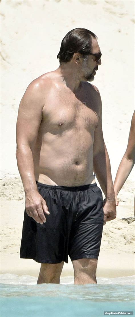 Javier Bardem Shirtless And Bulge Beach Photos Gay Male Celebs