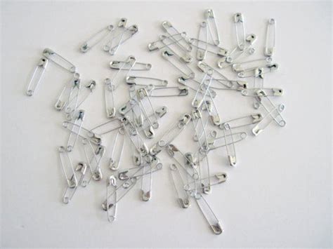 Very Small Silver Tone Safety Pins 34 Inch Metal Alloy Safety Pins