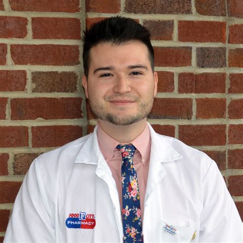 ETSU Pharmacy alumnus demonstrates critical role of pharmacists after medical emergency