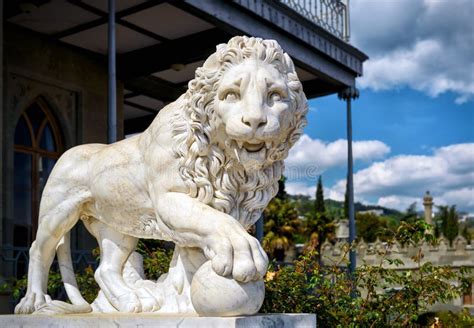 Statue Of Lion At The Vorontsov Palace Facade Crimea Editorial Stock