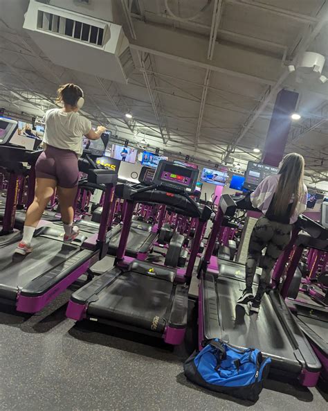 Phat Latina Asses On Treadmills OC Spandex Leggings Yoga Pants