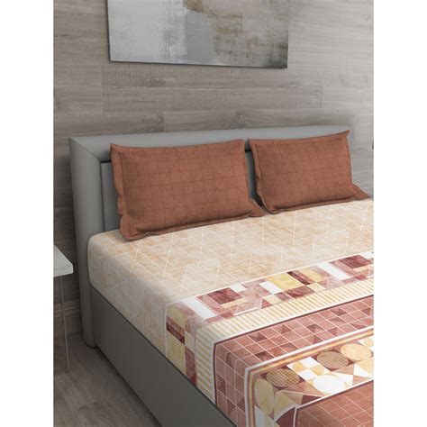 Gm Brown Beige Geometric Tc Cotton Queen Bedsheet With Pillow