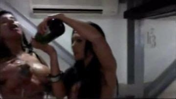 Sexy Amateur Lesbians PORNDROIDS