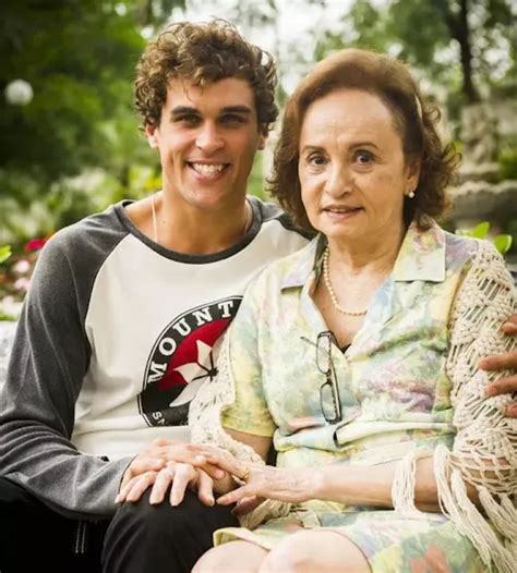 Quem É O Esposo De Joana Fomm