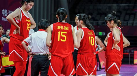 Who is Zhang Ziyu, the 7-foot-3, 17-year-old girl Chinese basketball star?