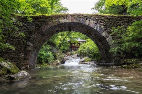 Seonamsa Buddhist Temple in Autumn, South Korea Stock Photo - Image of buddhist, building: 185837222