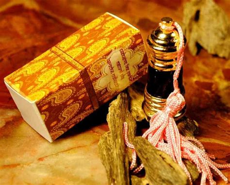 Pheromone-4 Flore Natural Perfume 3ml – Agarscents bazaar