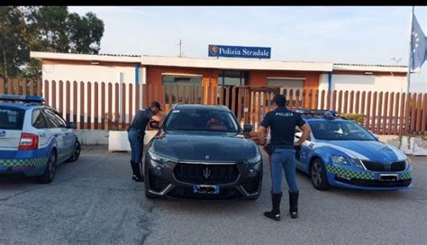 Inseguimento In A La Polizia Stradale Di Vasto Sud Recupera Un Auto