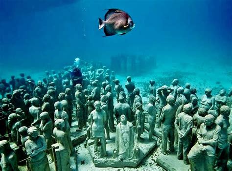 Scuba Diving The Underwater Museum in Cancun - Washington Adventures