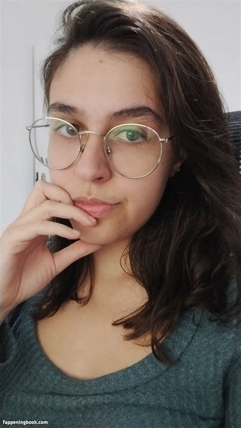 Ayla Antunes Nude OnlyFans Leaks Fappening FappeningBook