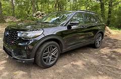 Mark Consuelos Age The Secrets Out How He Defies The Aging Process