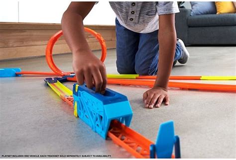 Hot Wheels Track Builder Inline Kicker Bol