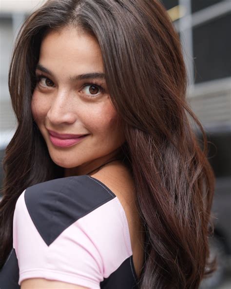 Anne Curtis | First day high 💕 | Instagram