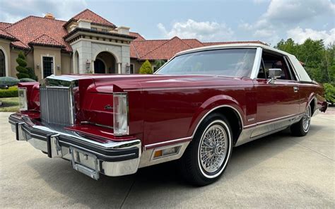 No Reserve 19k-Mile 1983 Lincoln Continental Mark VI | Barn Finds