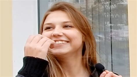 Умница-красавица: ТОЛЬКО Она должна окончить школу с золотой медалью ...