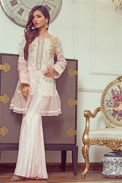 Beautiful Light Pink Two Piece Pakistani Eid Dress By Annus Abrar