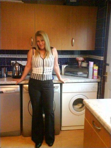 5cindafeckinrella5 52 From Stirling Is A Local Granny Looking For Casual Sex Dirty Granny