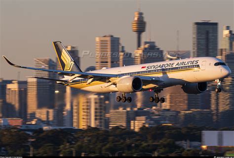 V Smz Singapore Airlines Airbus A Photo By Finn Mcguire Id