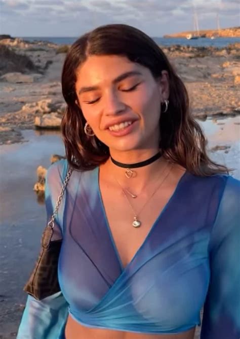 Il Nude Look Di Carmela Generali Infiamma Venezia