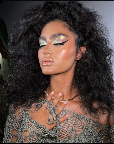 Pin by Галина Мудрейко on visual in Makeup looks Creative makeup looks Nude makeup