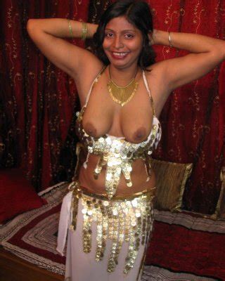 Indian Aunty Gets Naked And Spreads Porn Pictures Xxx Photos Sex Images Pictoa