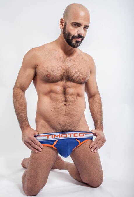 Naked Adam Russo Pics