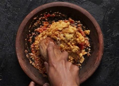 resep   membuat ayam geprek sederhana  enak