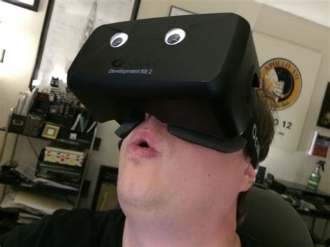 Five Hour Play Sessions With An Oculus Rift Are Giving Me “grid Eyes