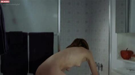 Naked No Mie Godin Vigneau In Je N Aime Que Toi