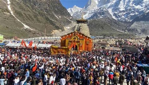 Chardham Yatra 2024 आज से शुरू हो गयी चार धाम यात्रा अक्षय तृतीया पर शुभ मुहूर्त में खुले