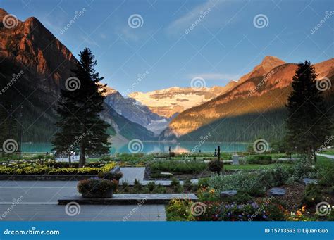 lake louise banff national park stock image image  national