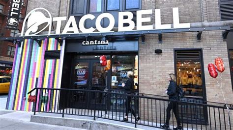 Taco Bell’s Christmas Eve & Day 2020 Hours: Is It Open?