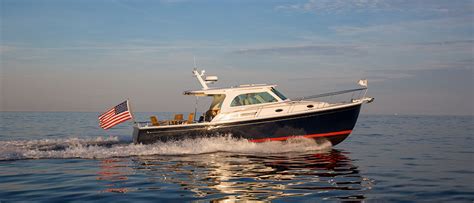 Trawler Discover Boating