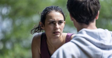 Nudes Le Titre Est Choc Et Le Programme Qui L Accompagne L Est Tout Autant Un Nude C Est