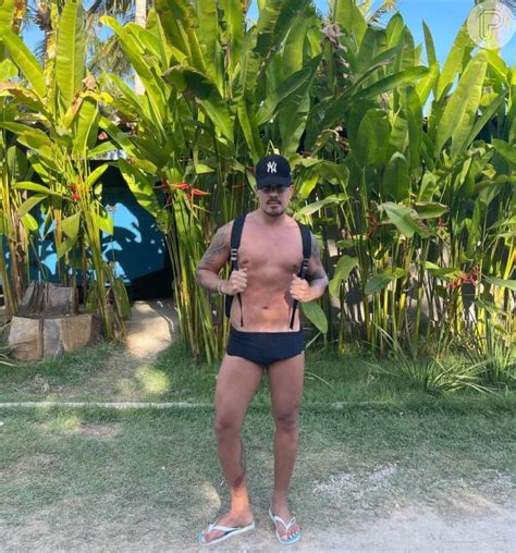 Foto Carlinhos Maia também brincou o nude vazado Purepeople