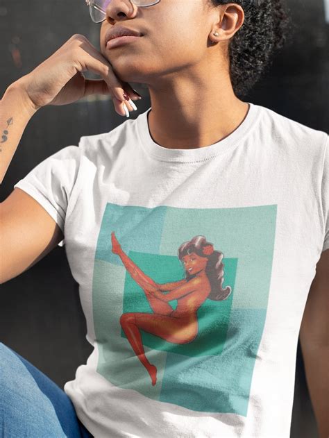 Pinup Art Tee Sexy Nude Tshirt Retro Style T Shirt Vintage Style Naked Pin Up Silk Stockings