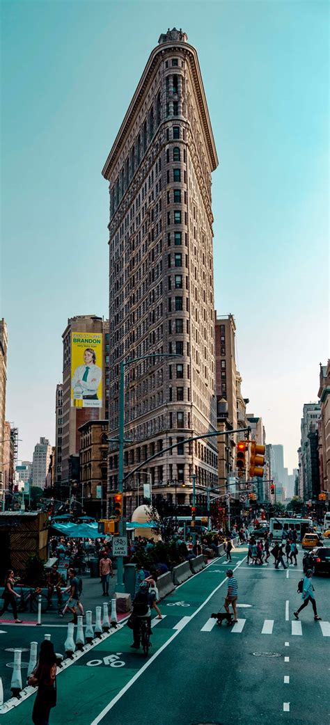 flatiron  curator
