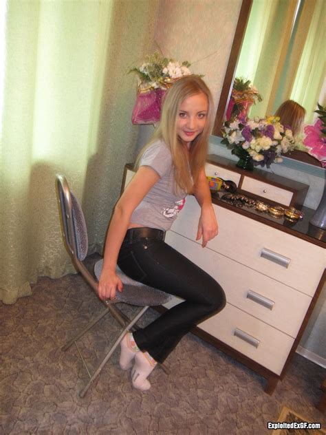 Sexy Amateur Girl Nude In Her Bedroom Porn Pictures XXX Photos Sex Images 2724319 PICTOA