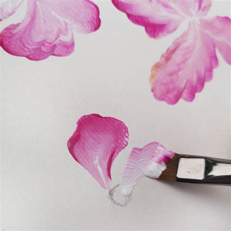 How To Paint Flower Petals Daler Rowney