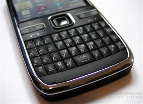 Nokia E72 Review - SlashGear