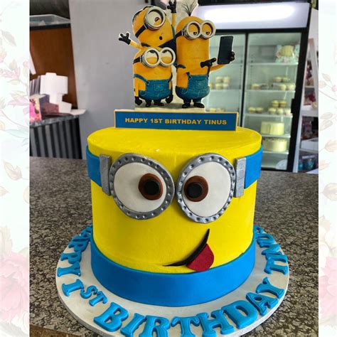 Kids Minion Cake – Miss Cake