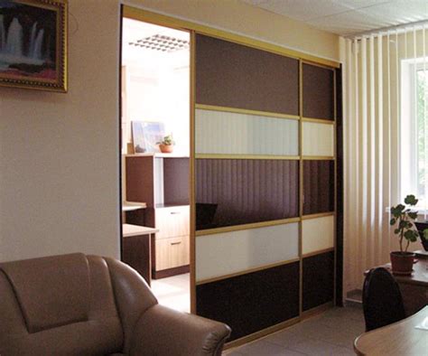Шкаф купе перегородка для разделения комнаты - 29 фото