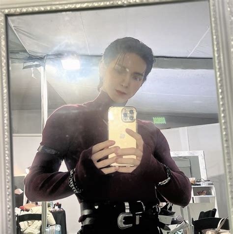 Pin On ATEEZ Kang Yeo Sang Hot Korean Guys Funny Selfies