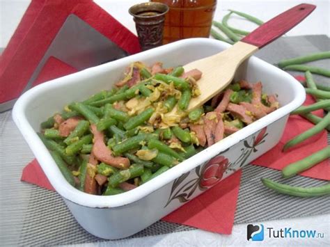 Спаржа с луком и колбасой в яйце: пошаговый рецепт с фото, видео